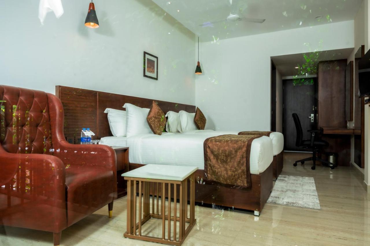 The Runway Hotel Коччи Экстерьер фото